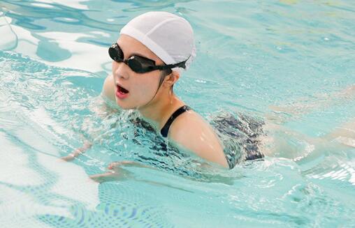 图片[2] - 佐野ゆきの（佐野雪乃）出道作品EBOD-971比起游泳更喜欢双人运动 - 宅男福利社